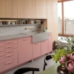 Луксозни кухни в различни интериорни стилове Модерна кухня в пастелни цветове