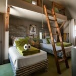 Детска стая с четири легла