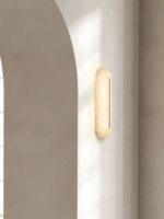 Луксозен аплик от естествен алабастър и месинг примерна подредба