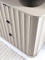 Скрин с два шкафа и три чекмеджета серия Novado - сегмент