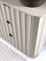 Скрин с три чекмеджета и шкаф серия Novado-сива глина, детайли-алпийско бяло, детайли