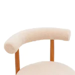 Дървен стол с дамаска букле-детайли