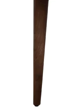 Трапезен стол с текстилна дамаска Swaive - снимка на крак